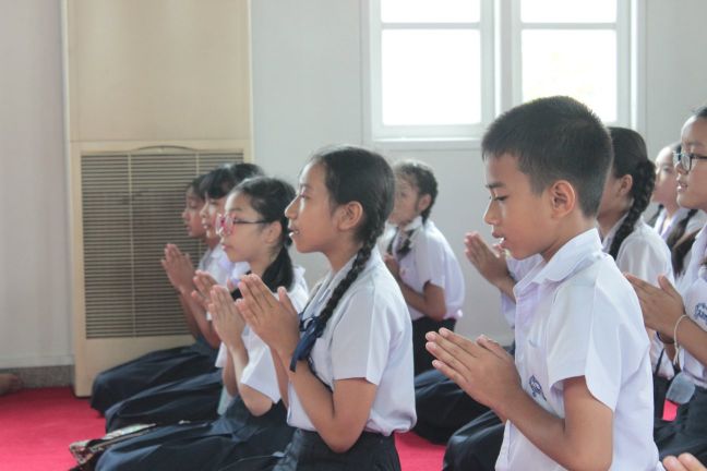การอบรมพัฒนาจิต ณ วัดพระราม 9 กาญจนาภิเษก ชั้นประถมศึกษาปีที่ 6