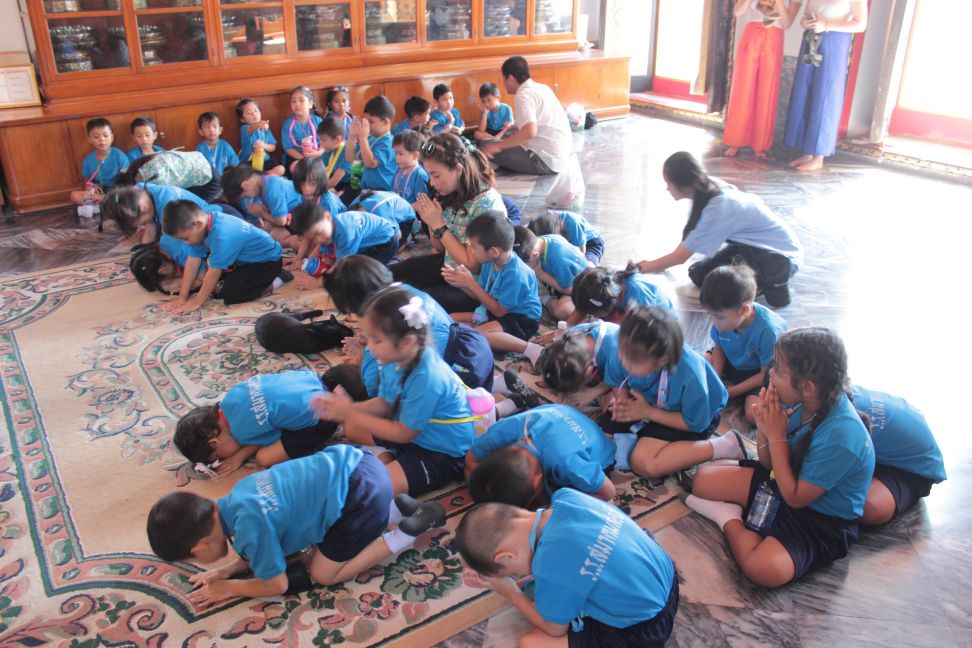 ทัศนศึกษาวัดพระเชตุพนวิมลมังคลารามราชวรมหาวิหาร นักเรียนระดับชั้นปฐมวัยปีที่ 2